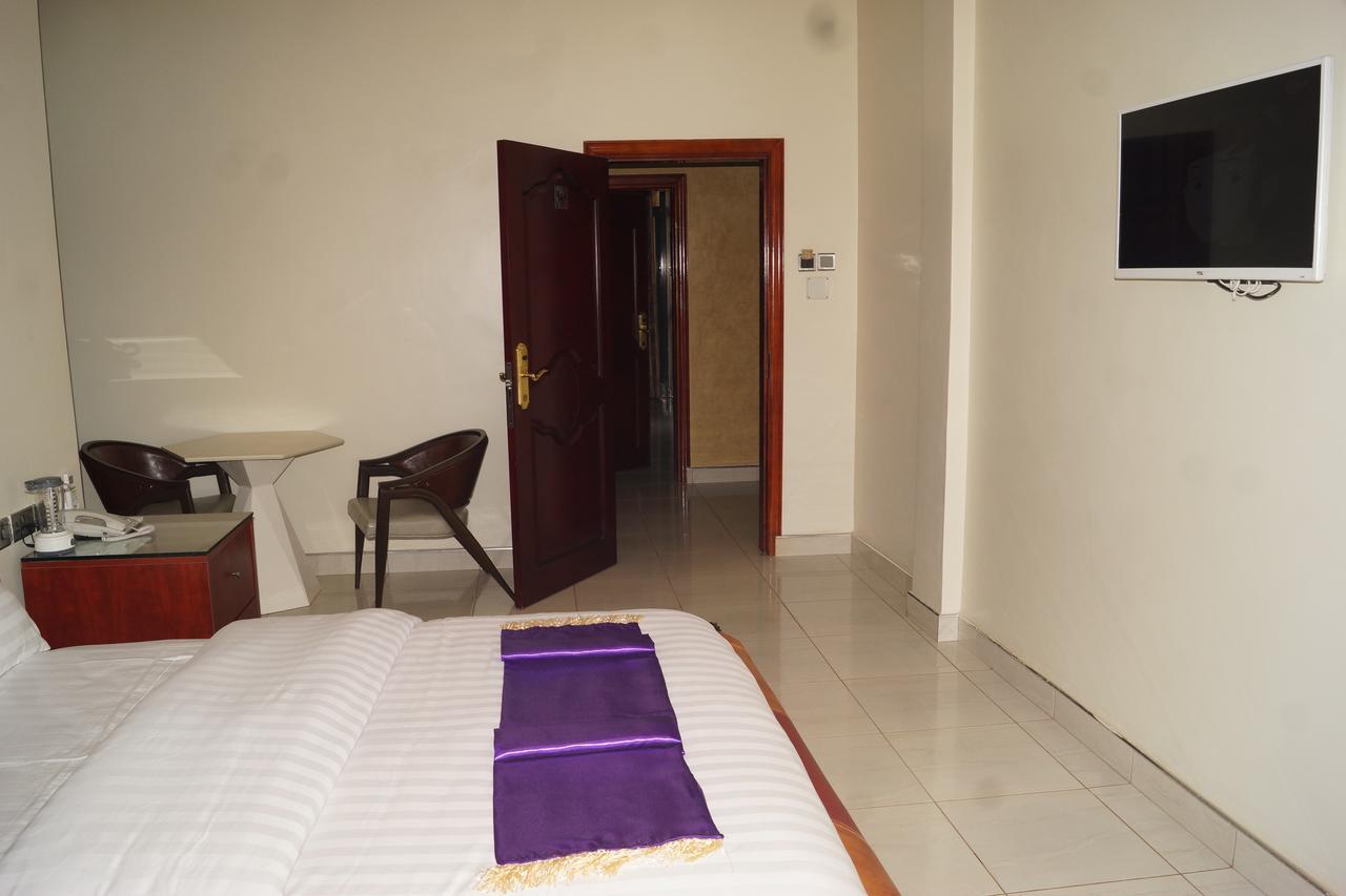 Hotel Ok Καμπάλα Εξωτερικό φωτογραφία